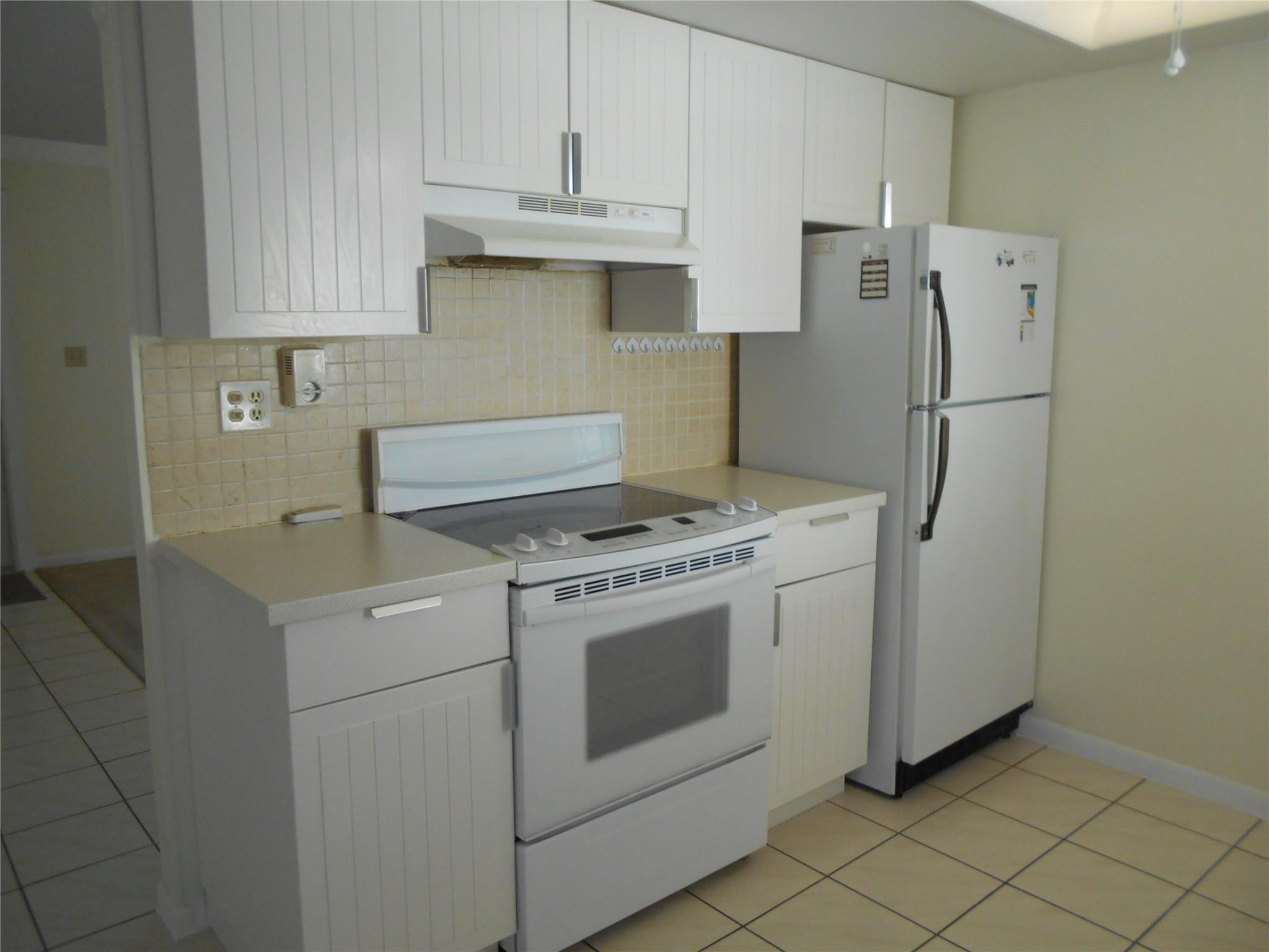 1625 NW 67th Ave