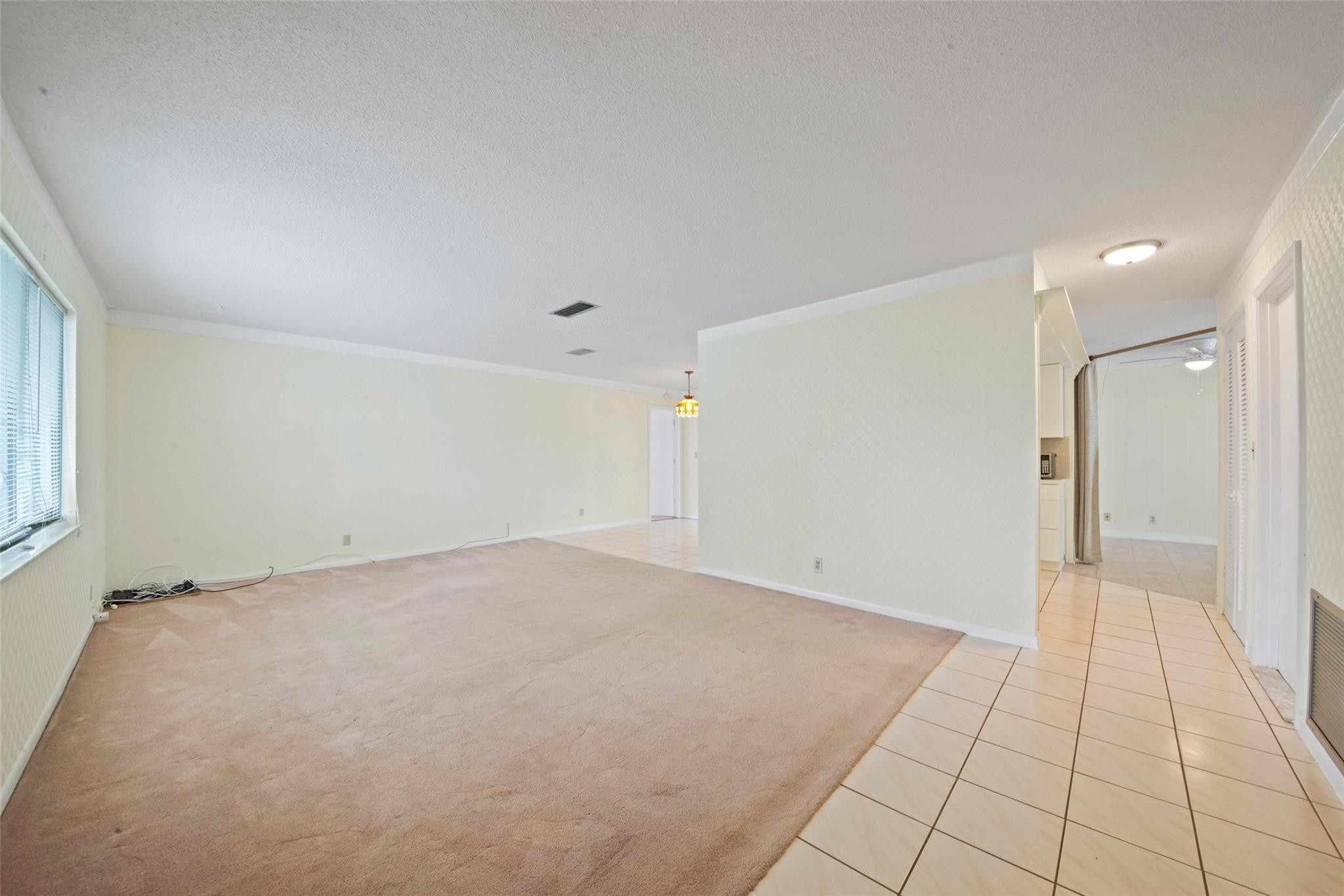 1625 NW 67th Ave