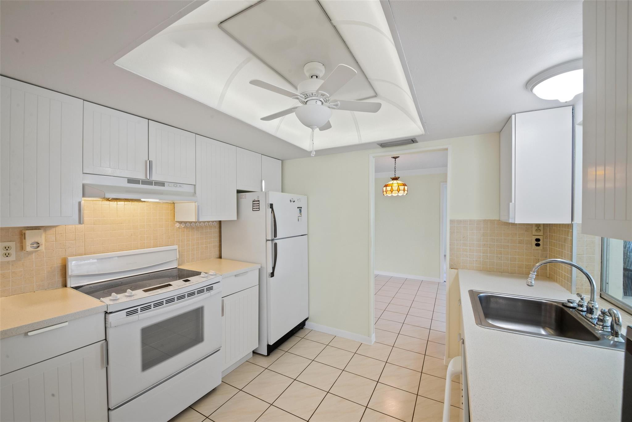 1625 NW 67th Ave