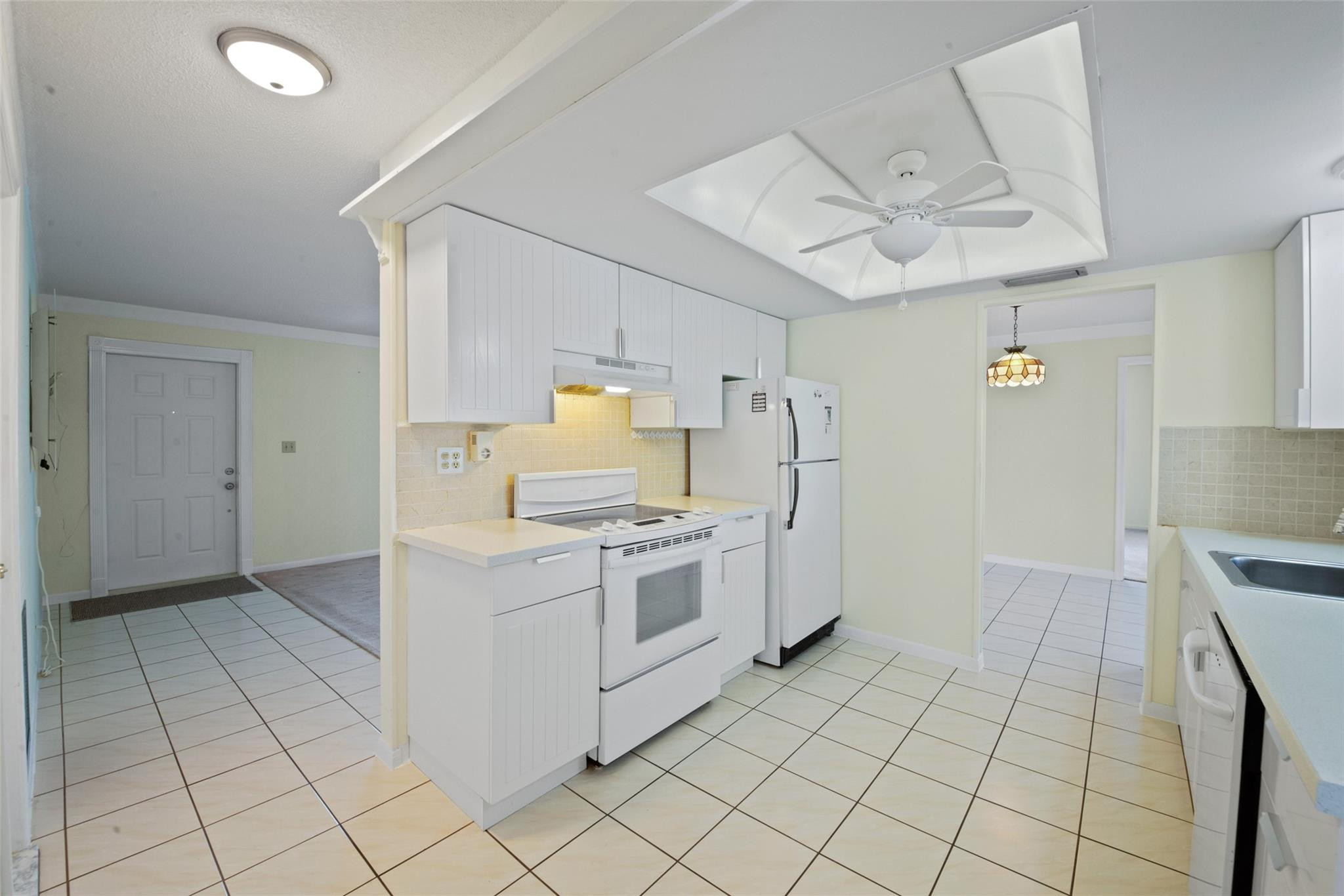 1625 NW 67th Ave