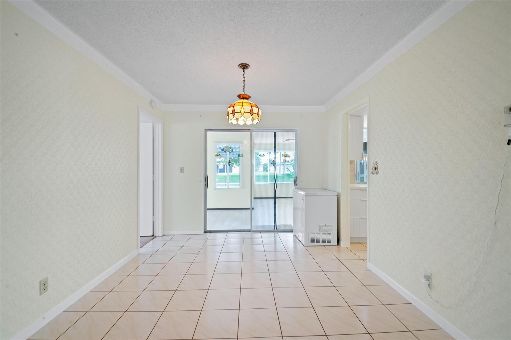 1625 NW 67th Ave