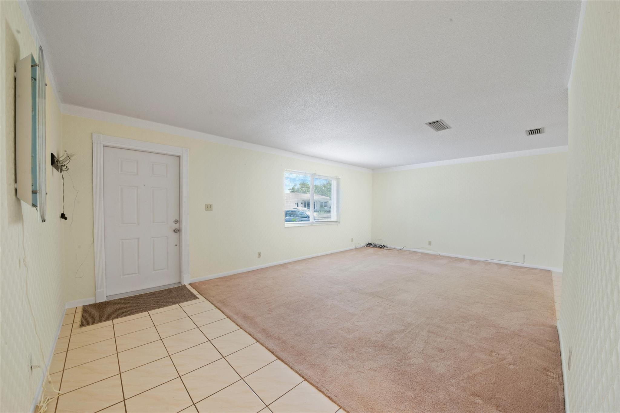 1625 NW 67th Ave