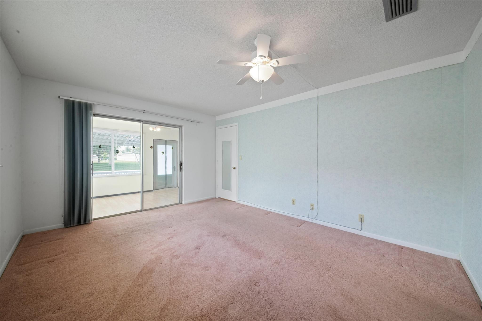 1625 NW 67th Ave