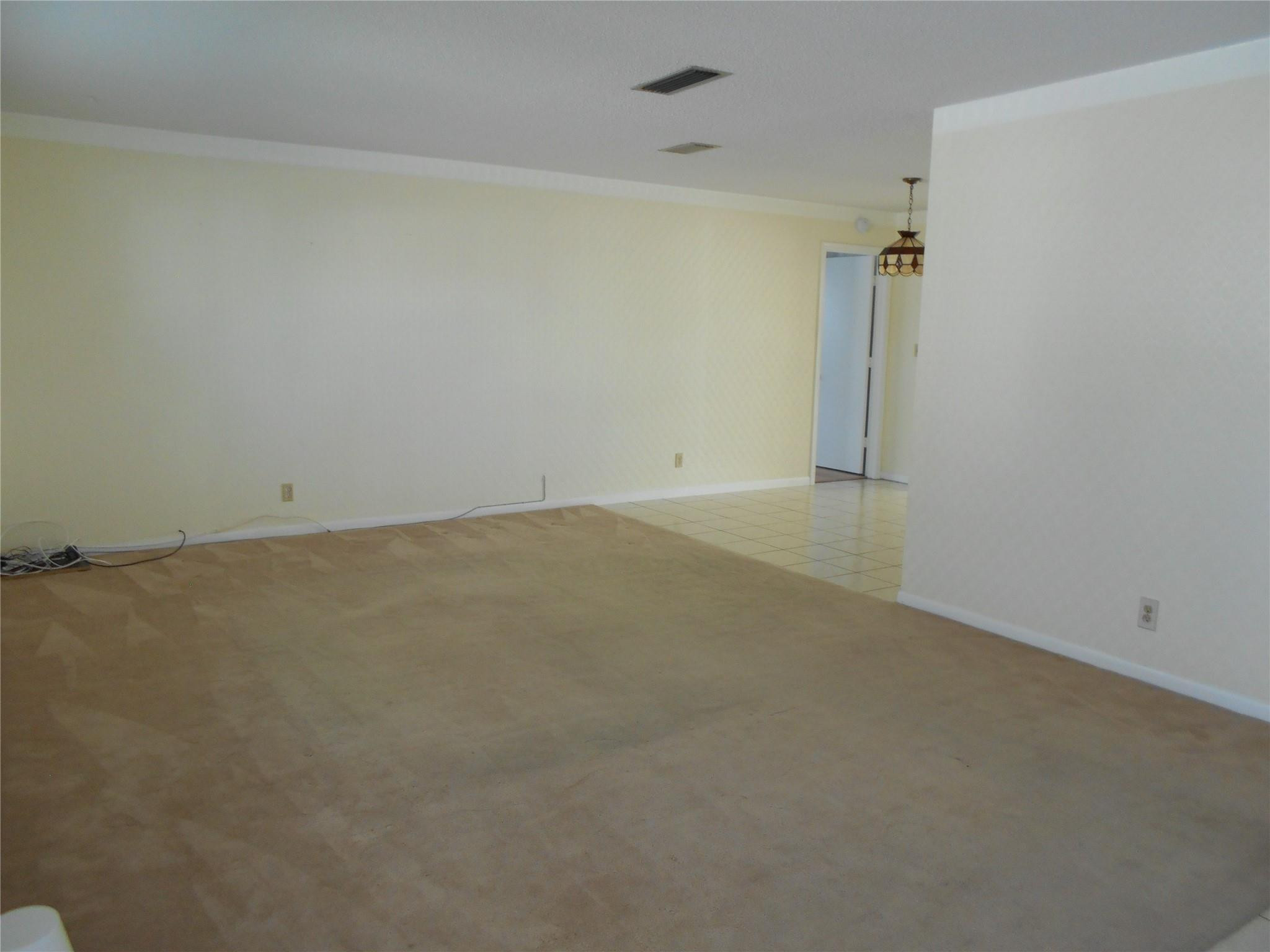 1625 NW 67th Ave