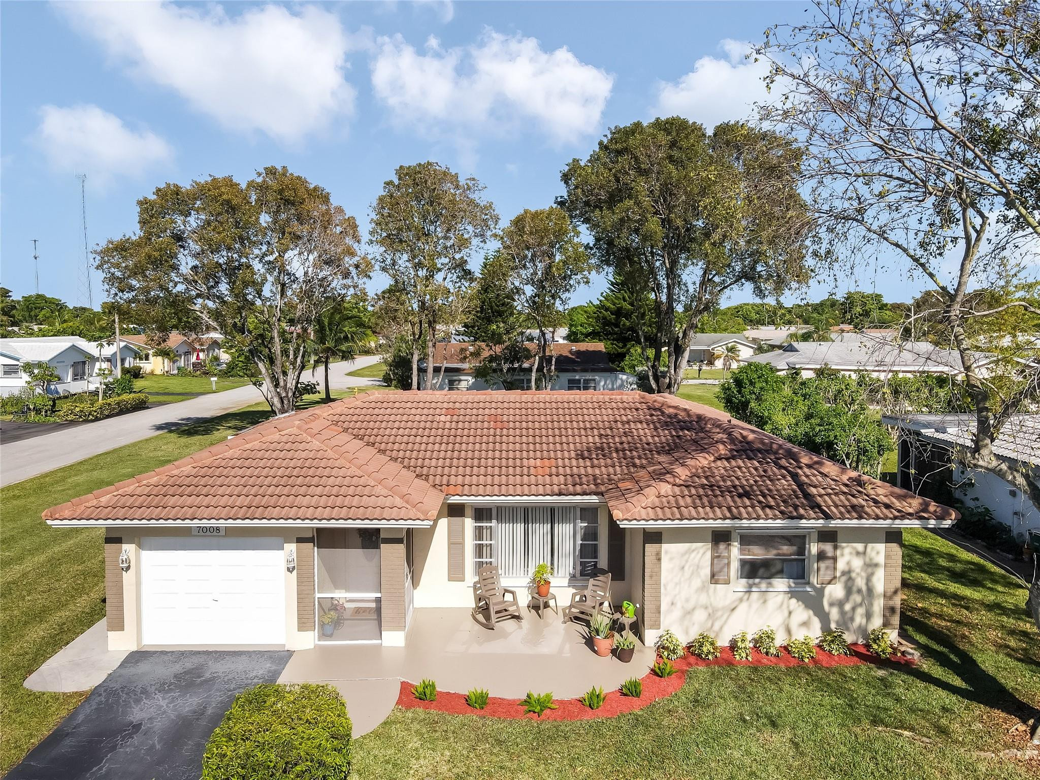 7008 NW 94th Ave