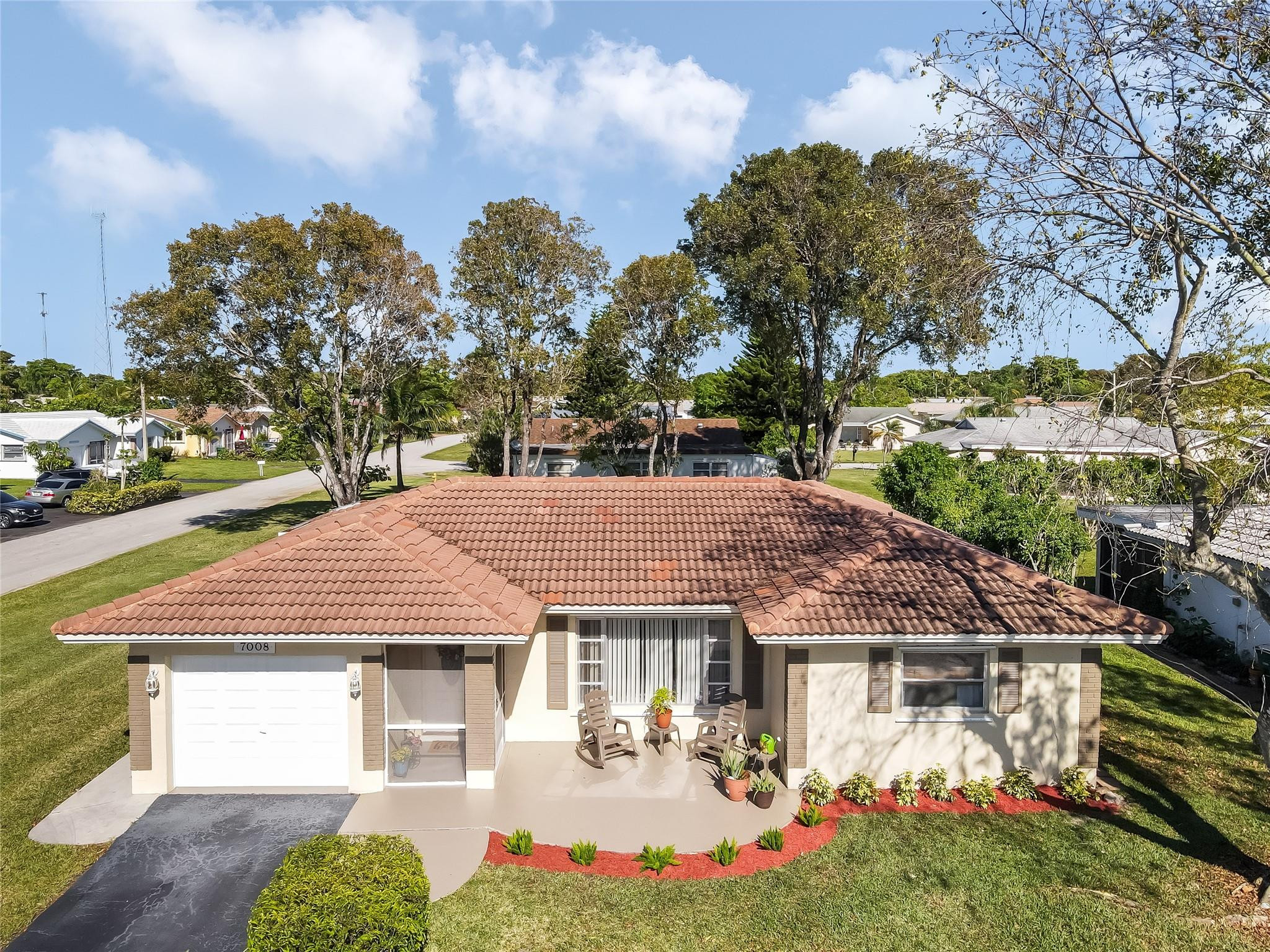 7008 NW 94th Ave
