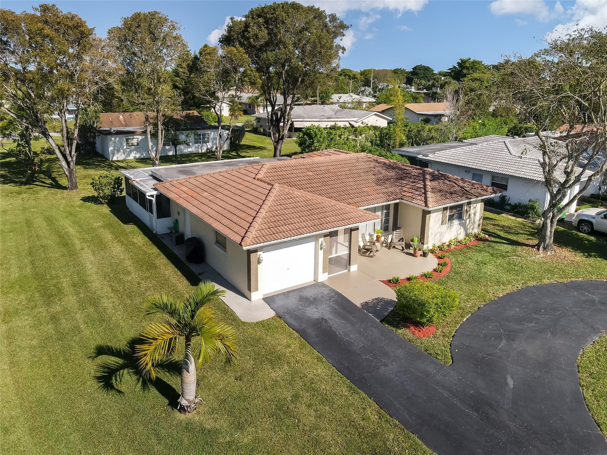 7008 NW 94th Ave