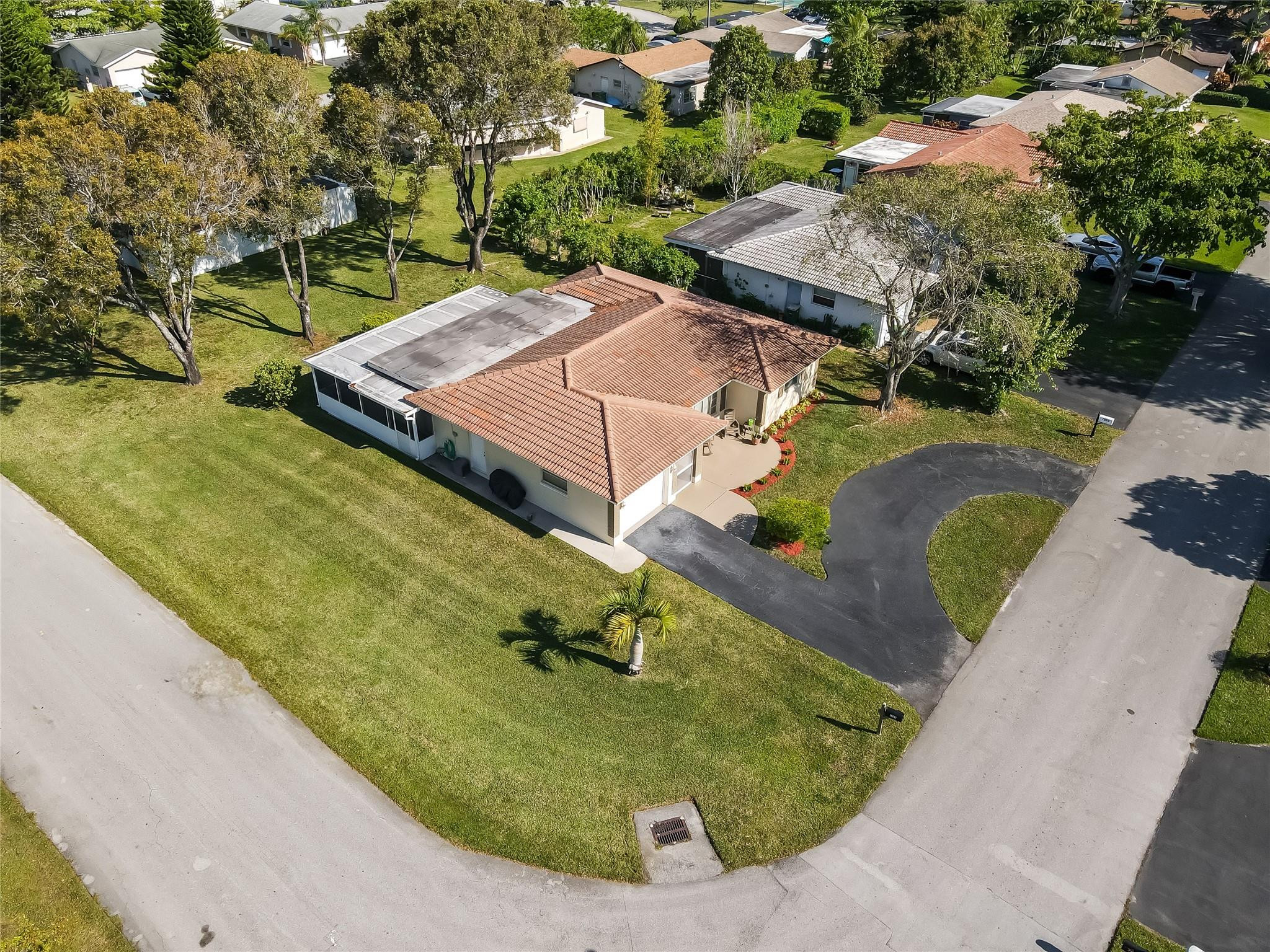 7008 NW 94th Ave