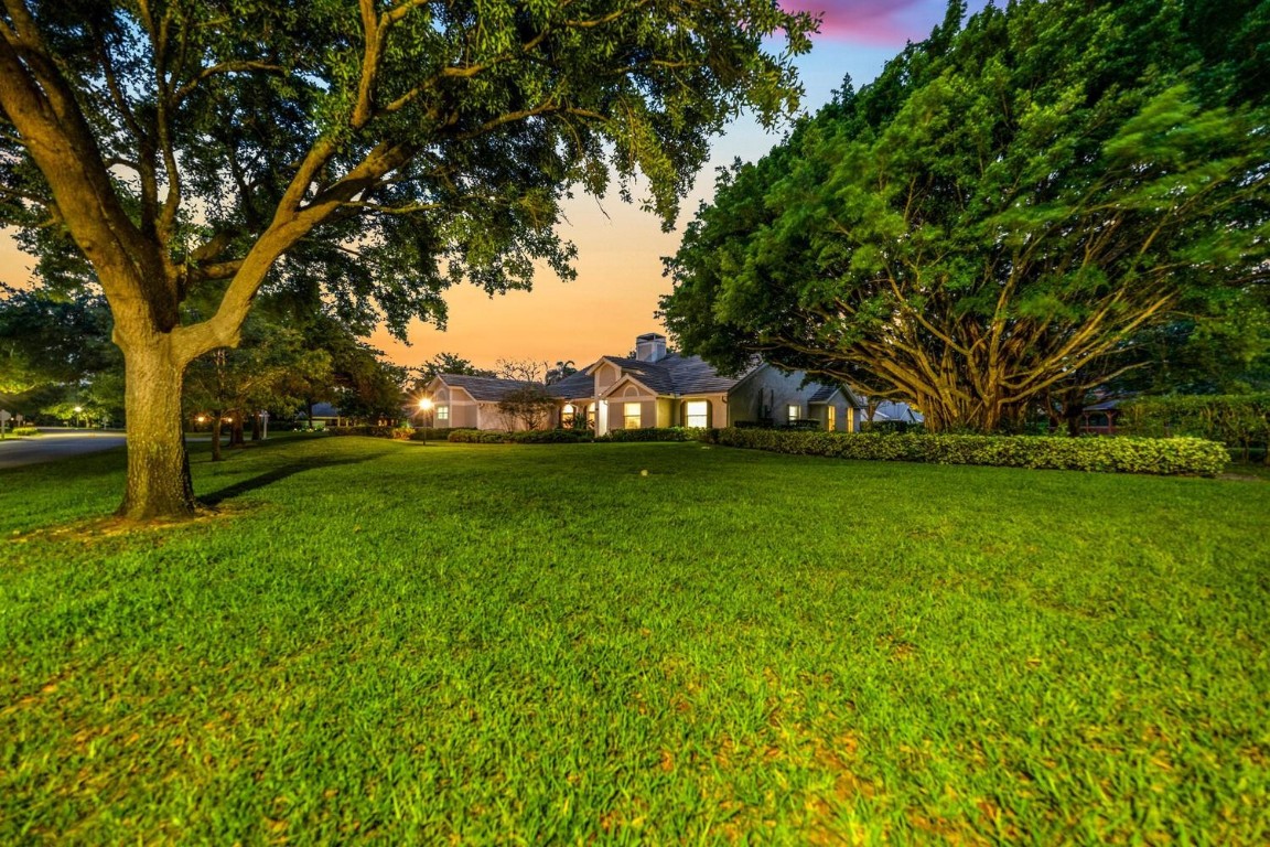 7011 W Cypresshead Dr