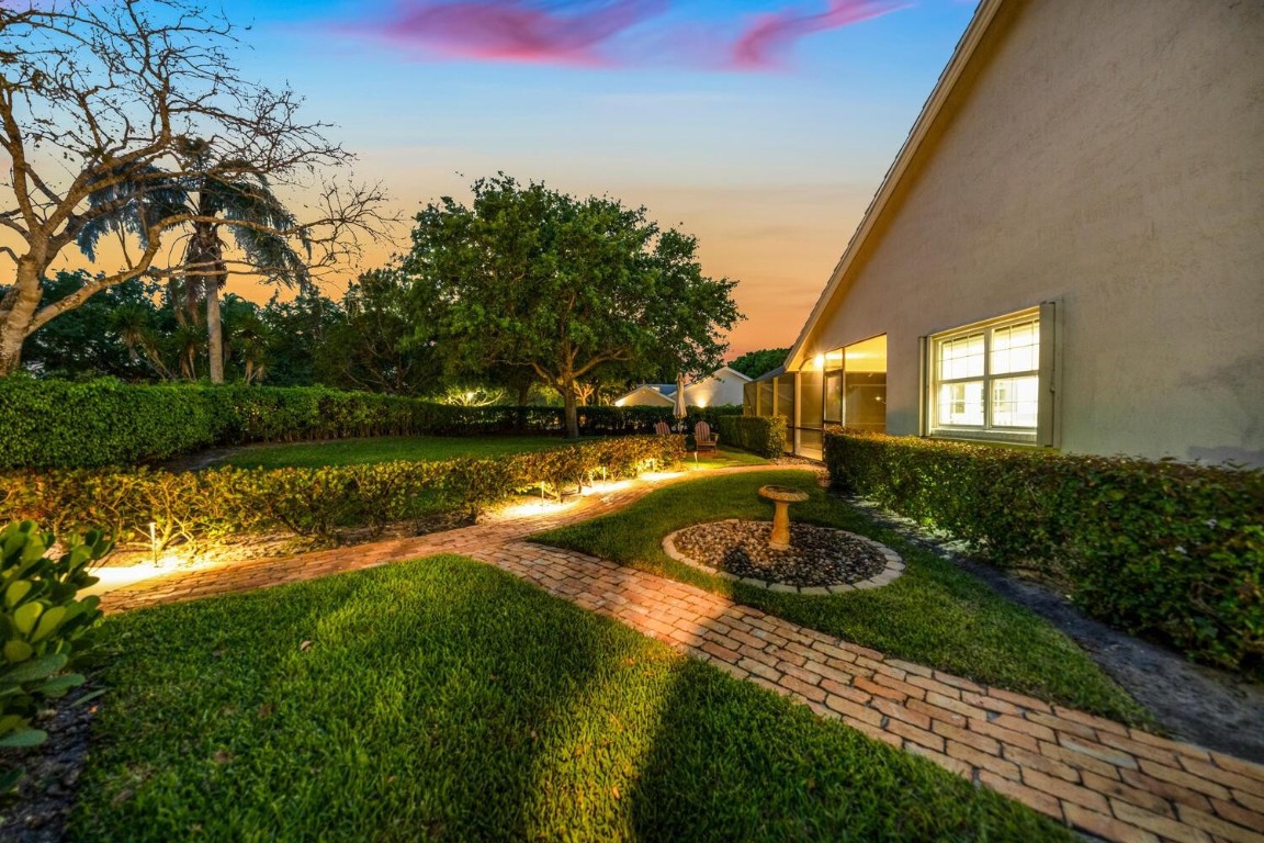 7011 W Cypresshead Dr