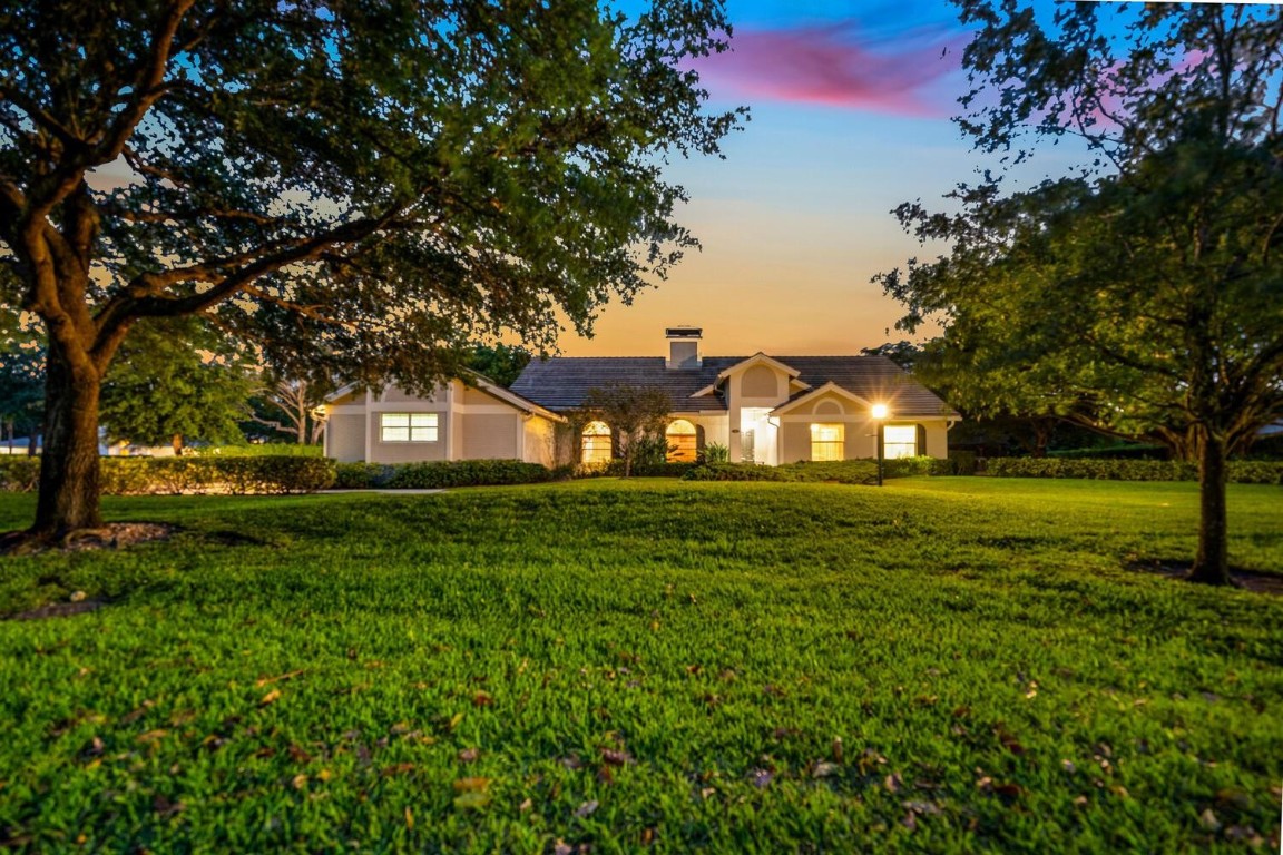 7011 W Cypresshead Dr