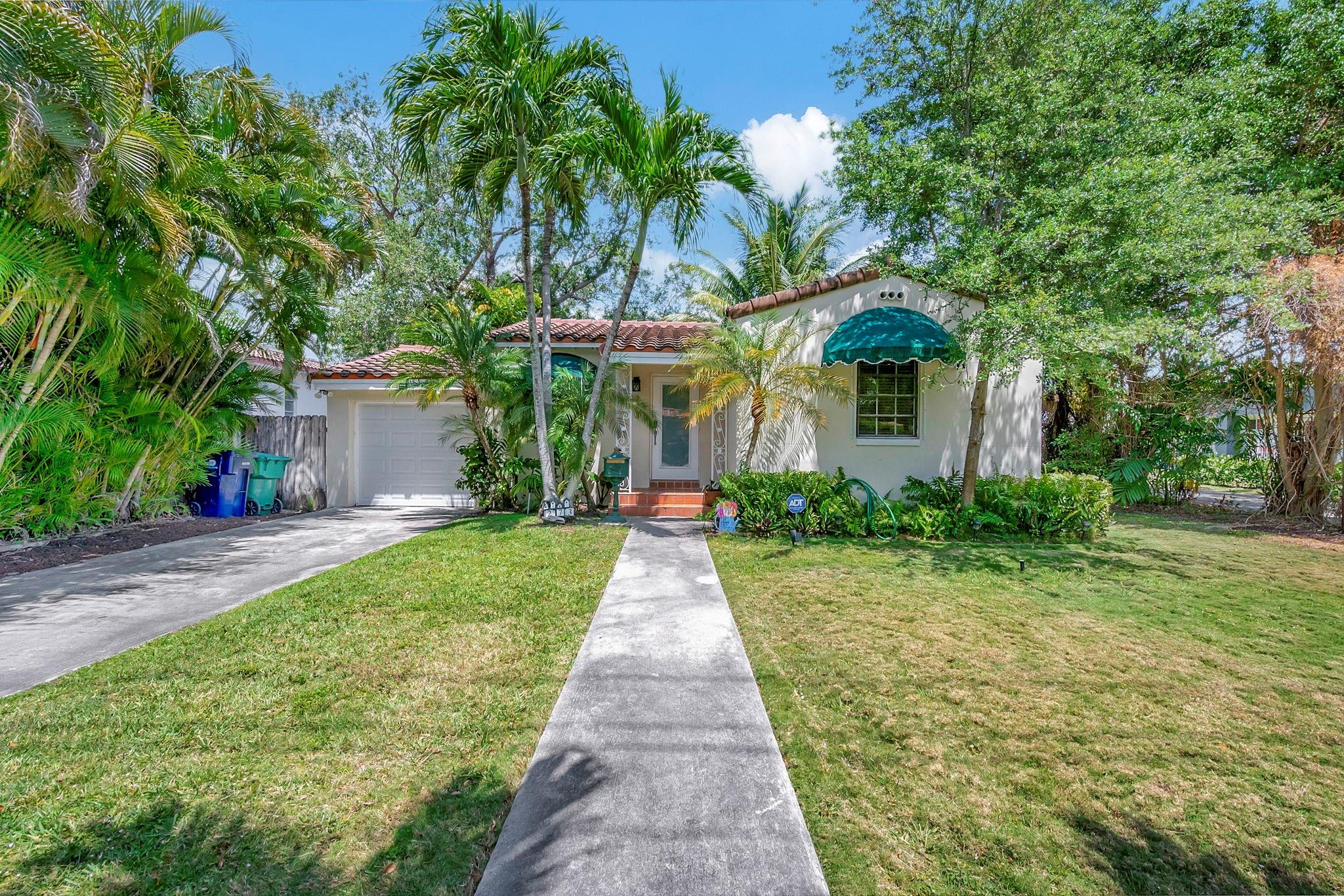 273 NE 107th St