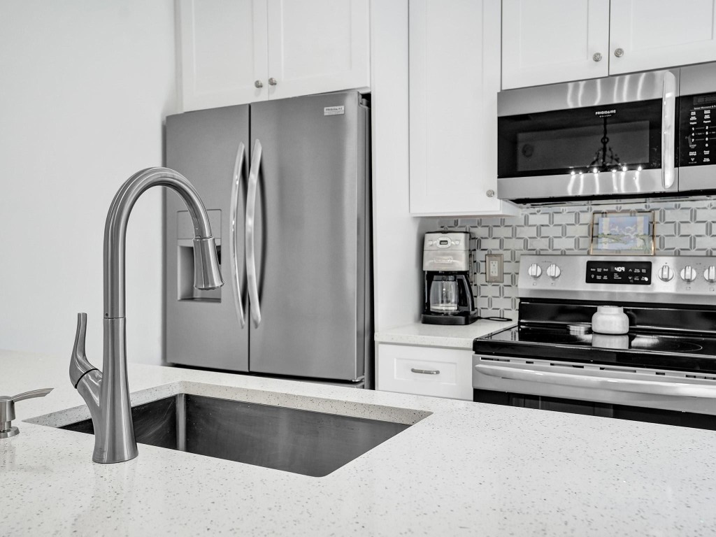 3795 Cocoplum Circle 35129