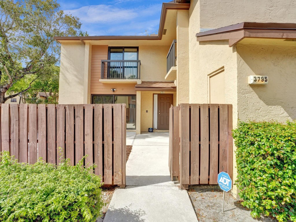 3795 Cocoplum Circle 35129