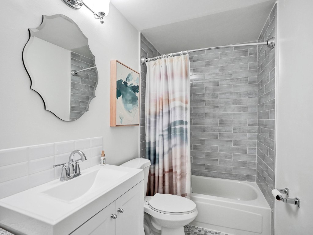 3795 Cocoplum Circle 35129