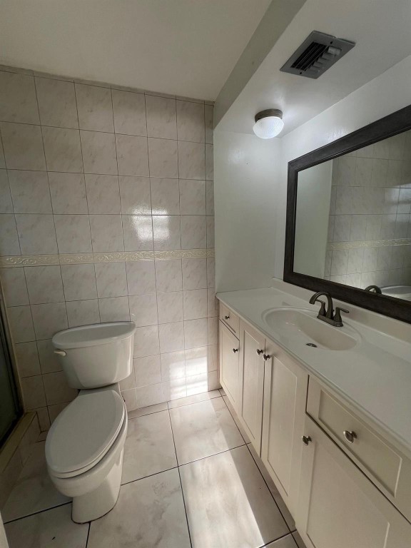 4090 NW 42nd Ave 101