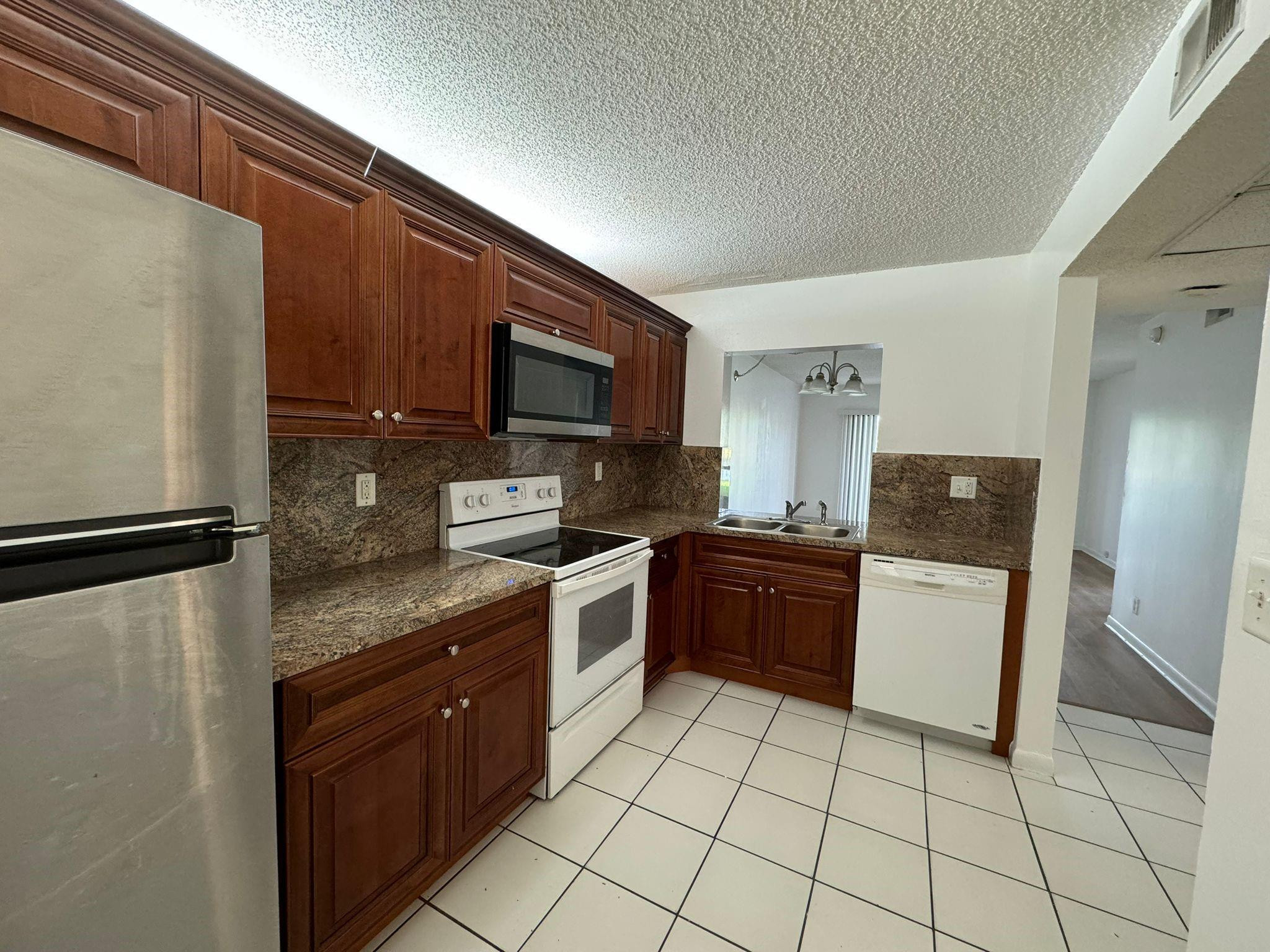 9022 NW 28TH DR 2-107