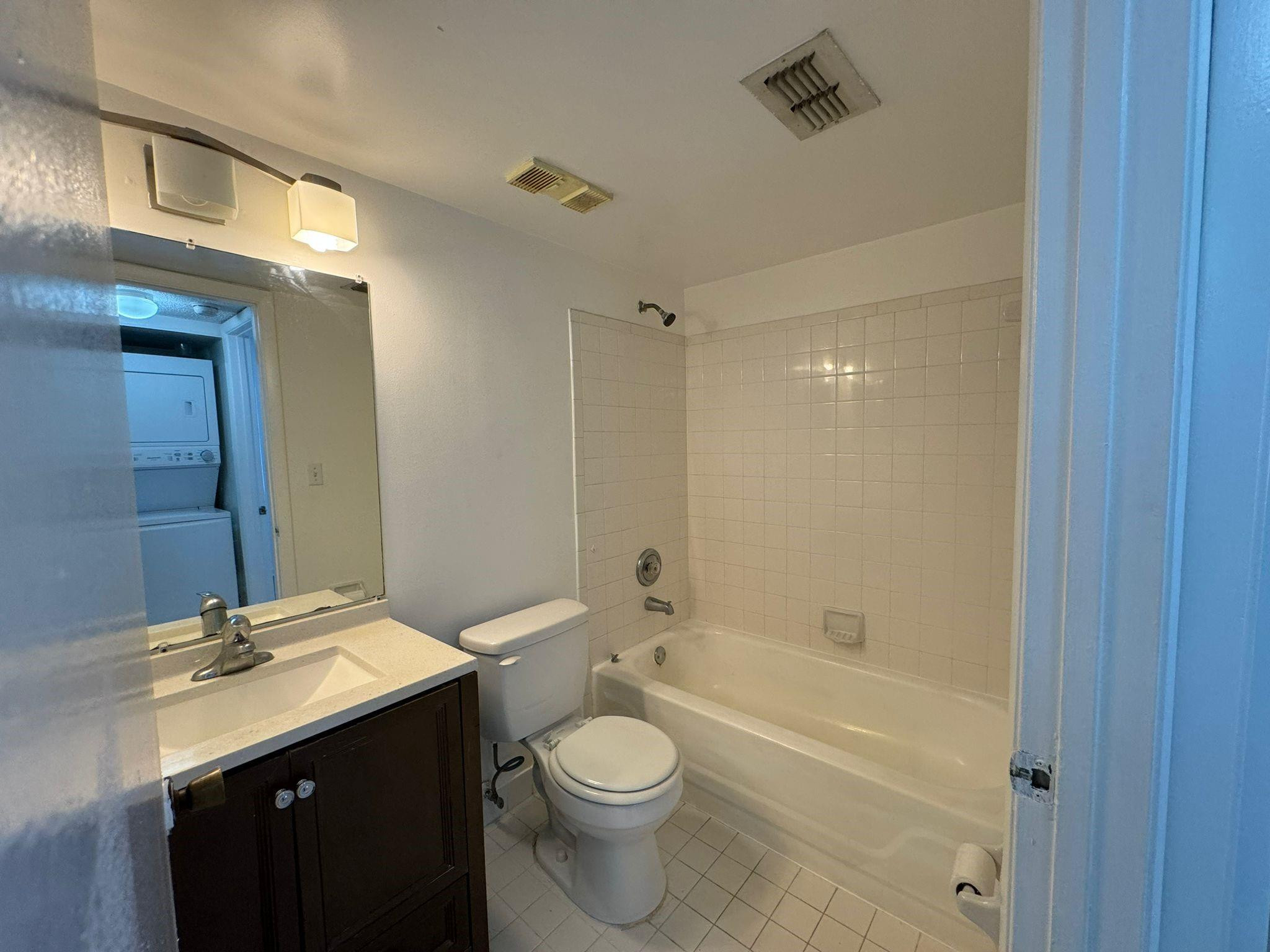 9022 NW 28TH DR 2-107