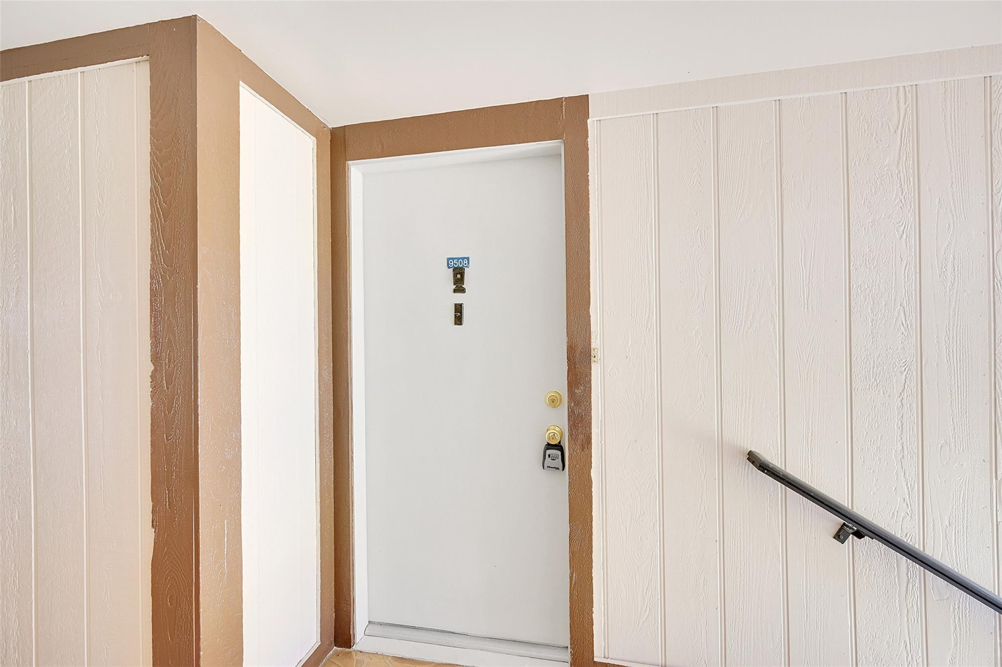 9508 N Belfort Cir 210