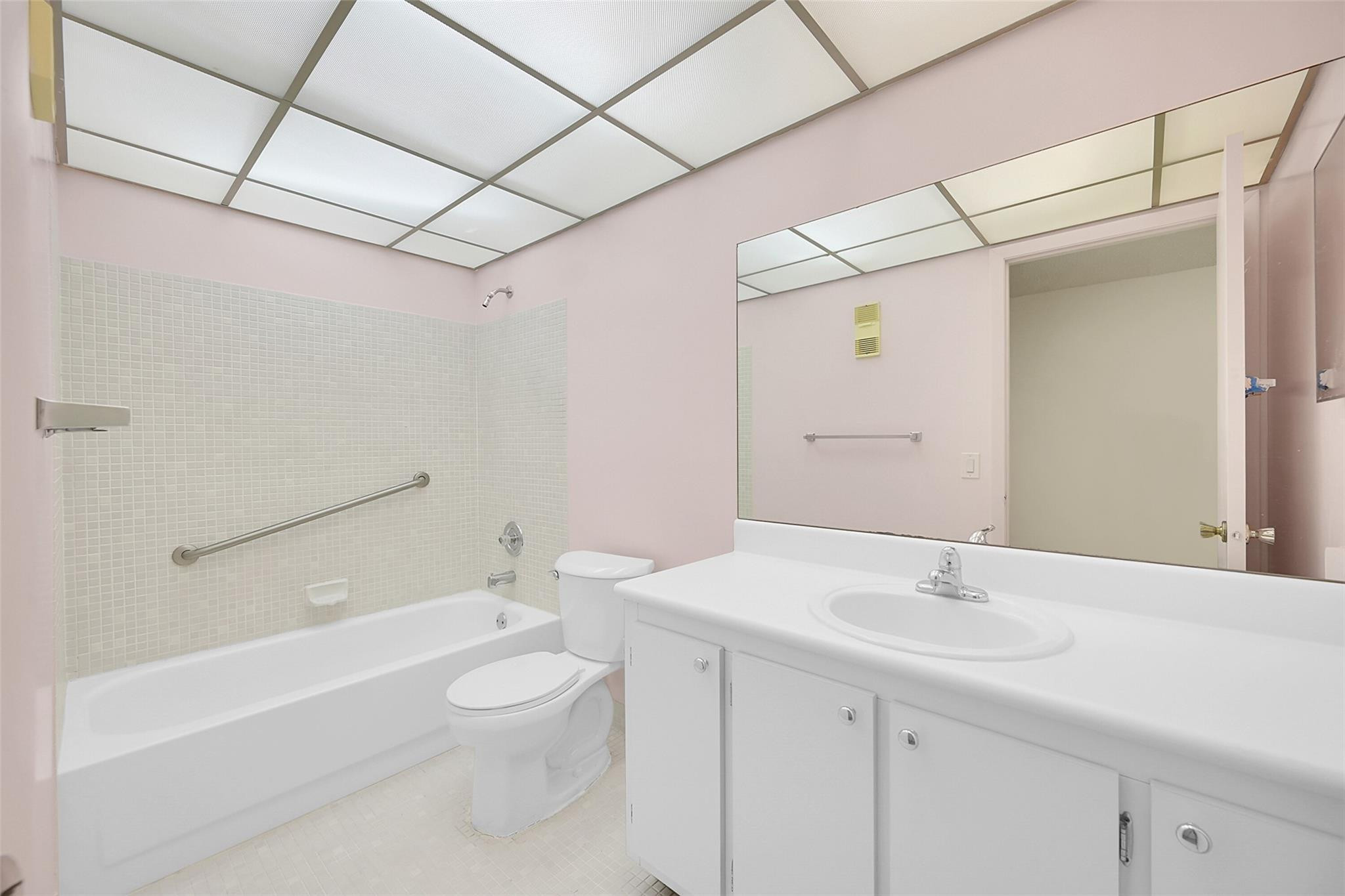 9508 N Belfort Cir 210