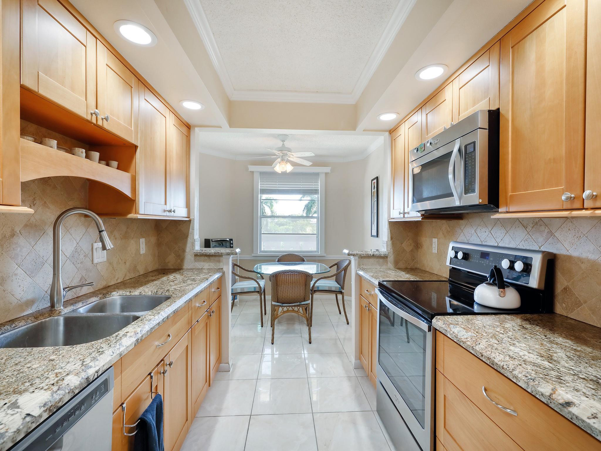 1503 Cayman Way H4
