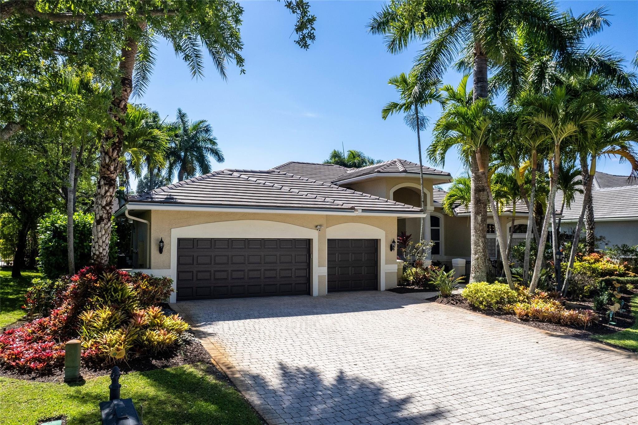 10506 NW 66th St