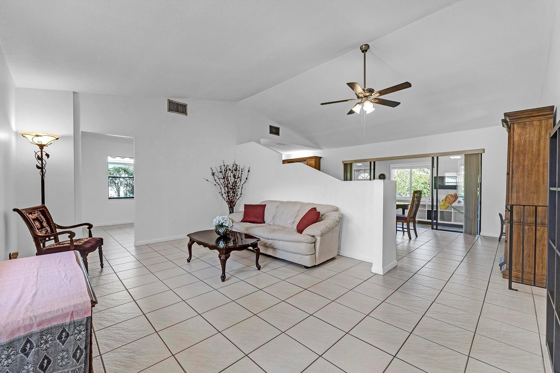 1228 Spring Circle Dr