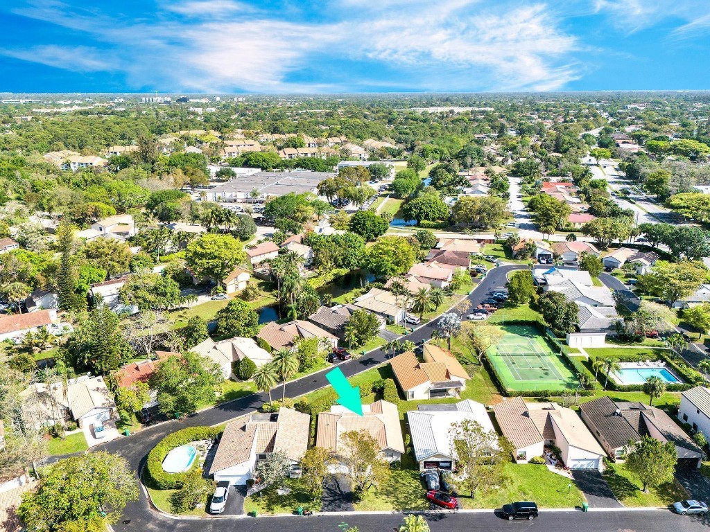 1228 Spring Circle Dr