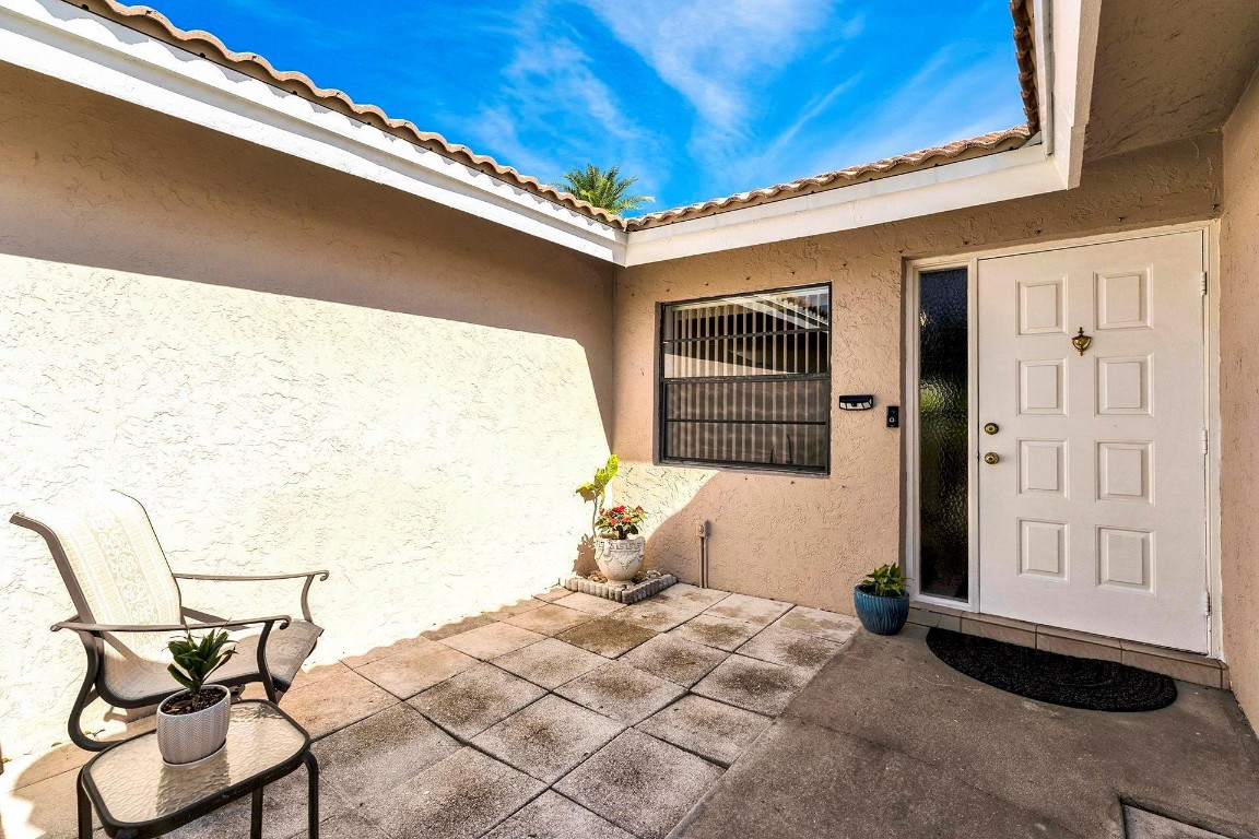 1228 Spring Circle Dr