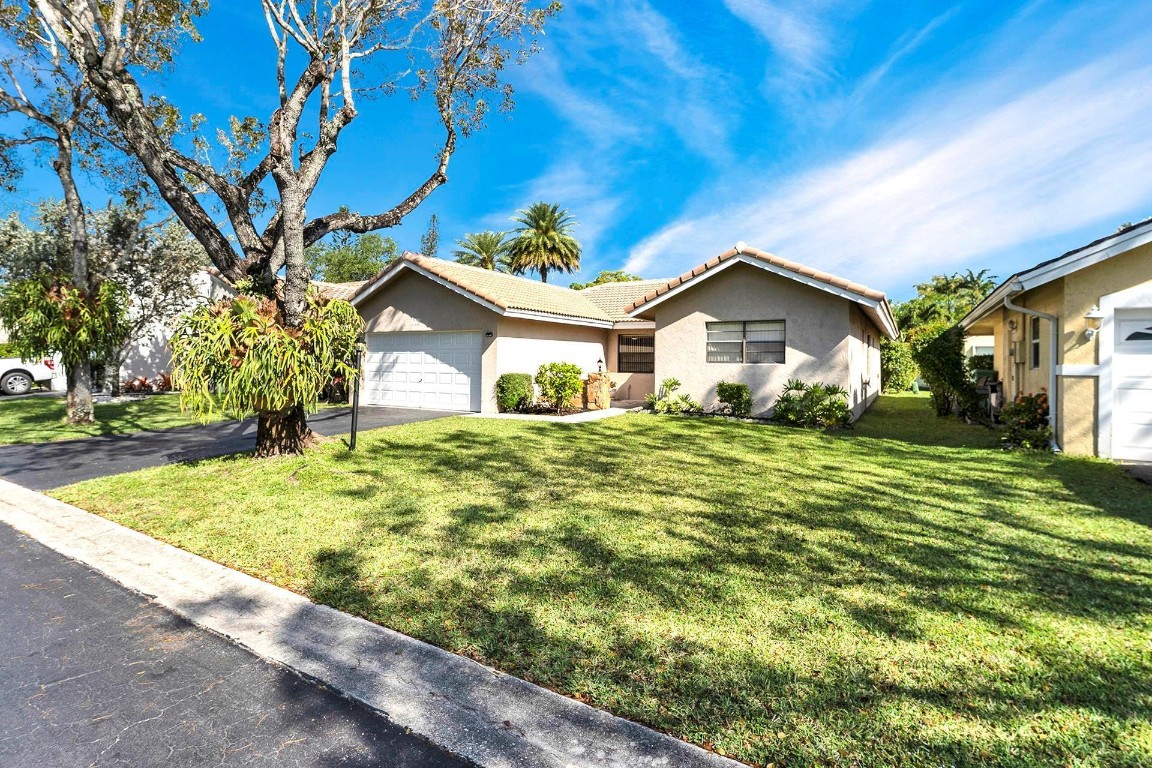 1228 Spring Circle Dr