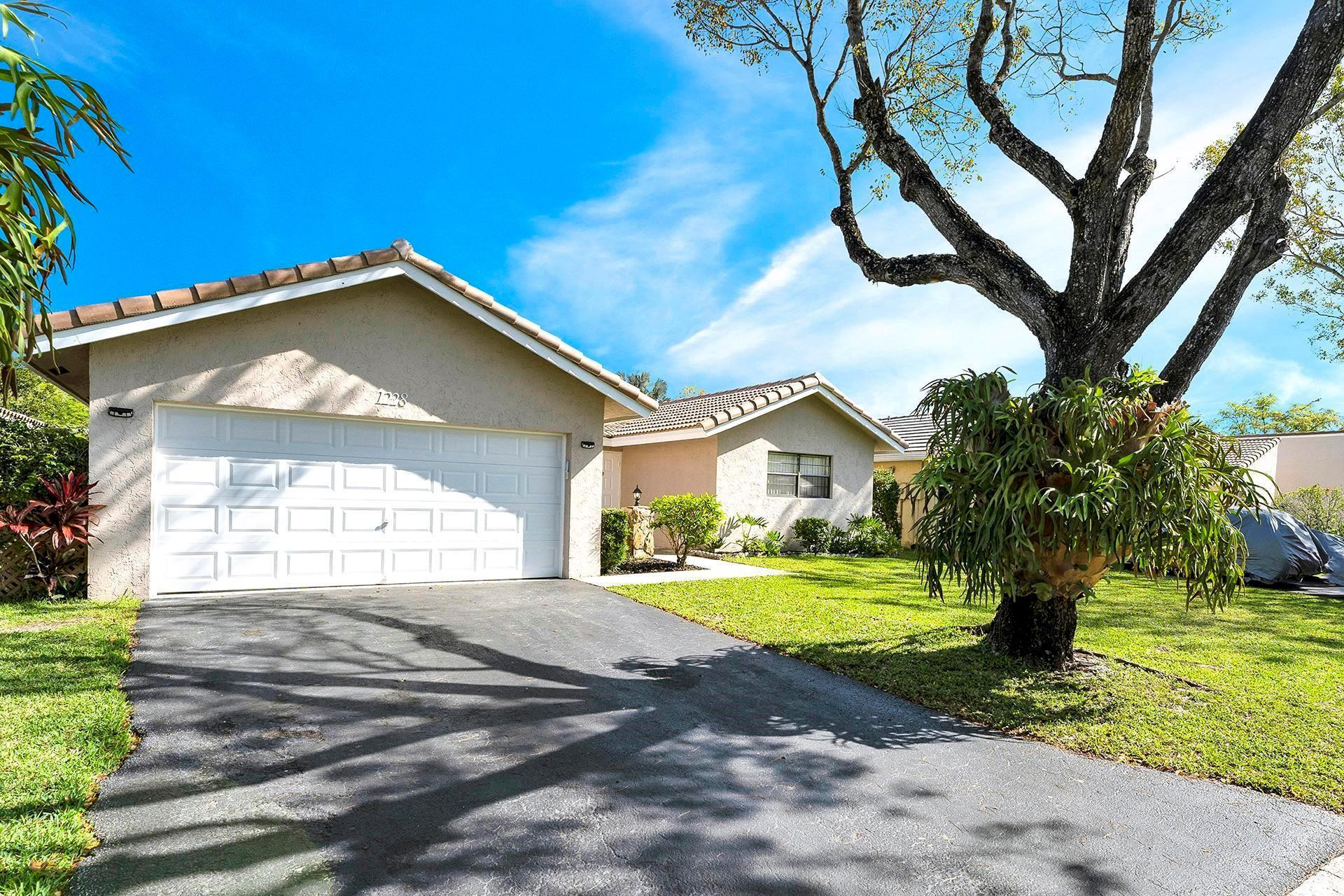 1228 Spring Circle Dr