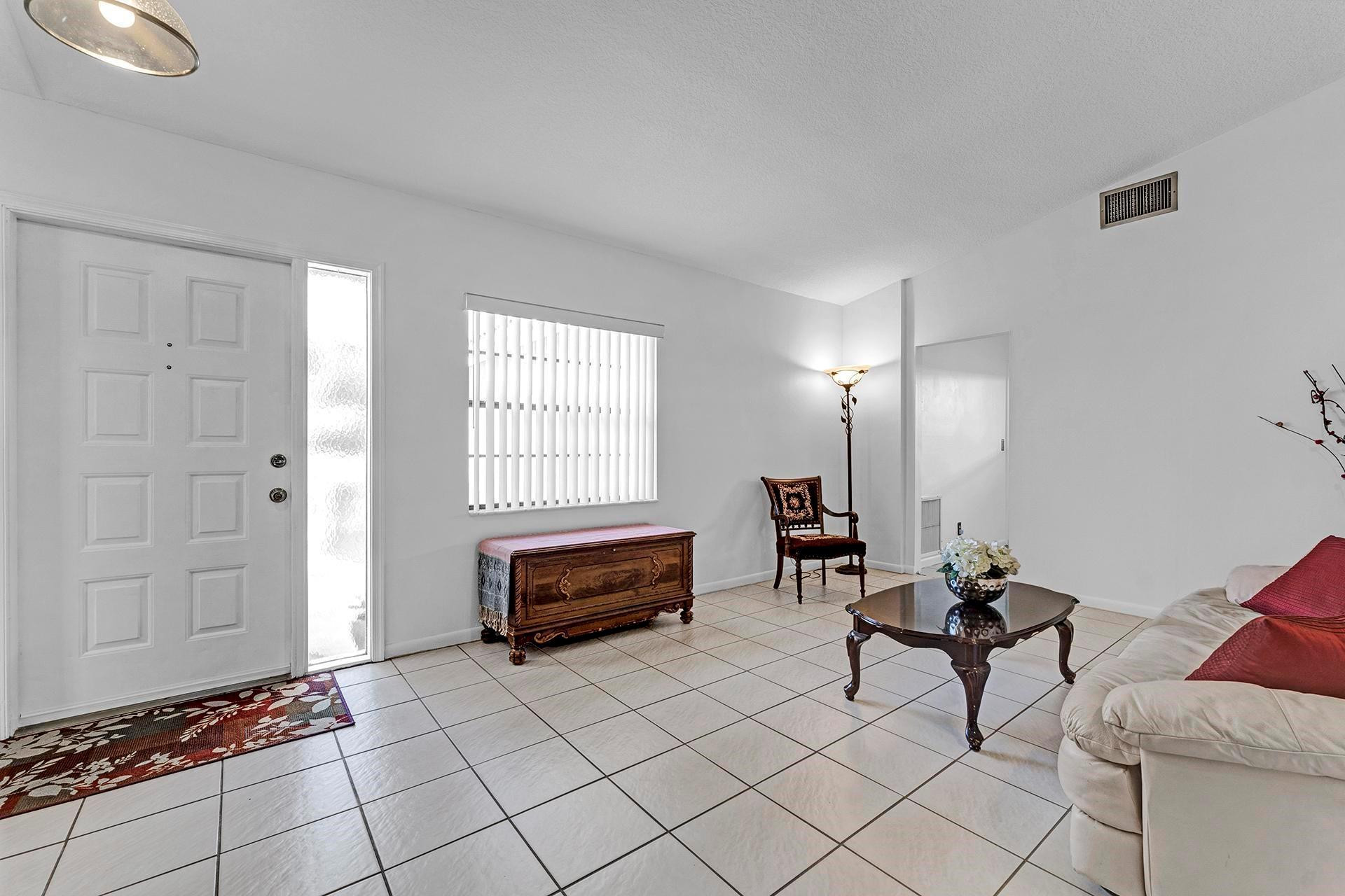 1228 Spring Circle Dr