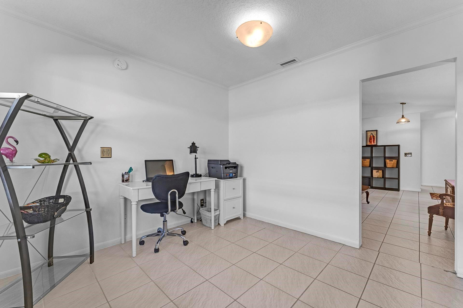 1228 Spring Circle Dr