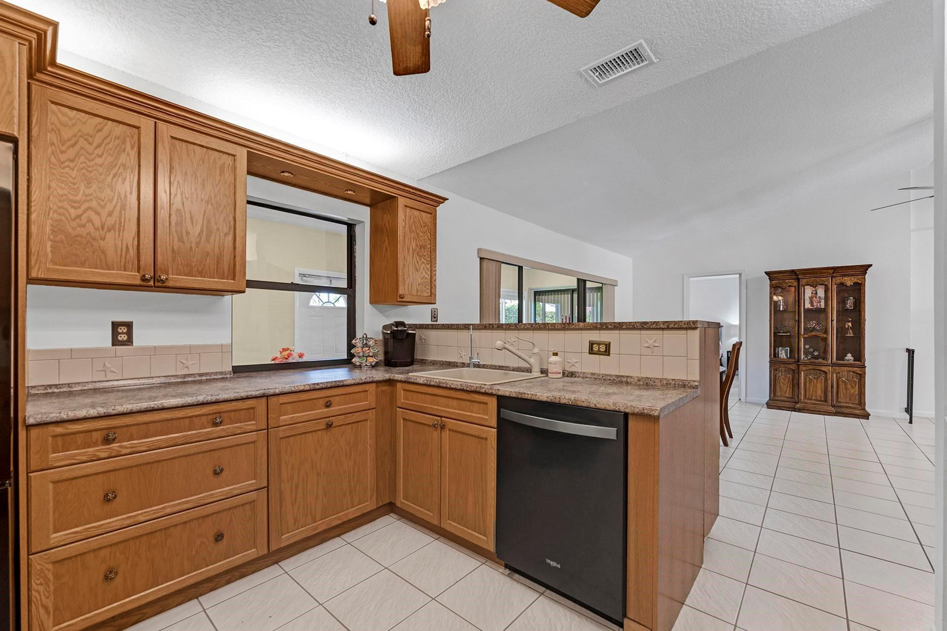 1228 Spring Circle Dr