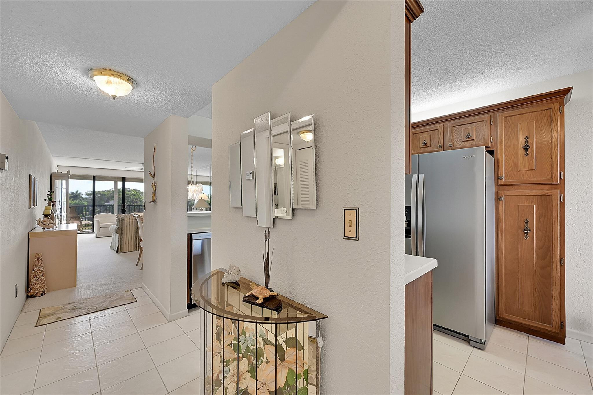 6547 Coral Lake Dr 411