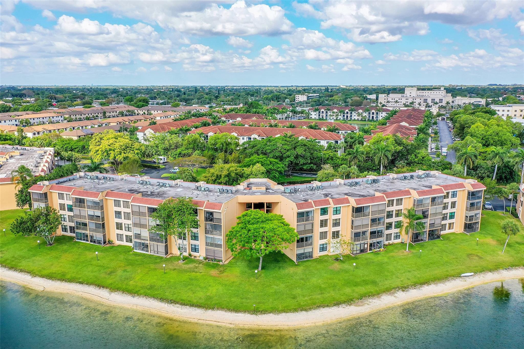 6547 Coral Lake Dr 411