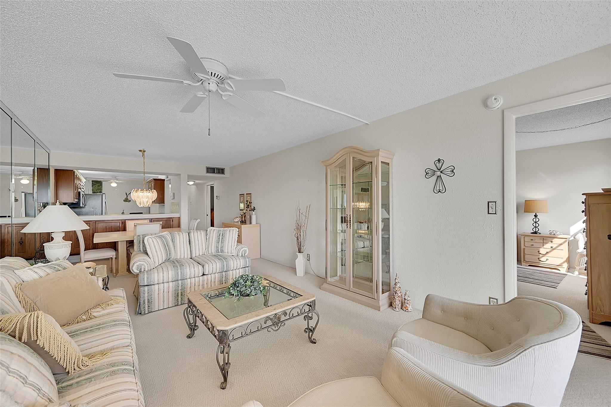 6547 Coral Lake Dr 411