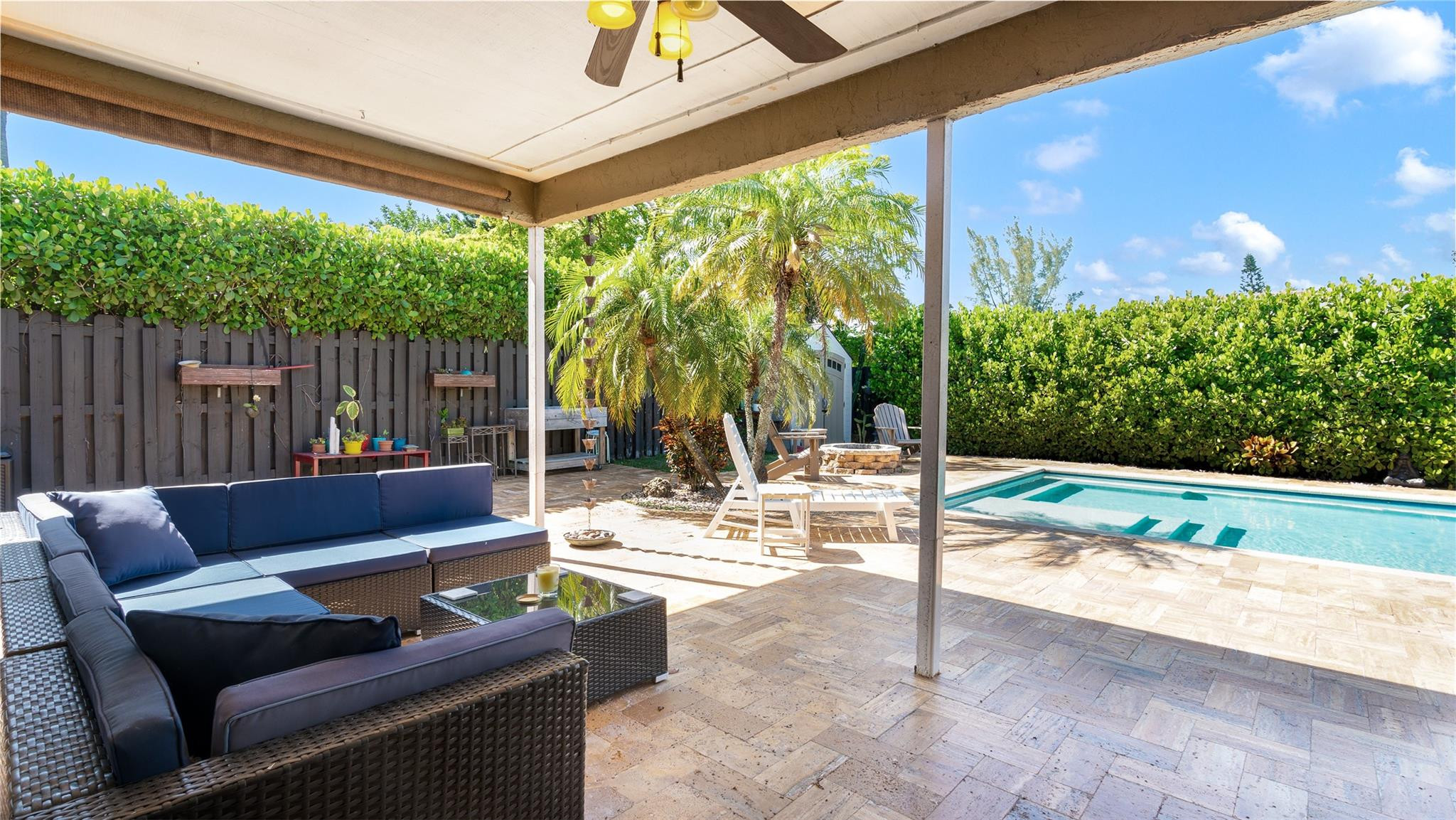 8955 NW 25th Court