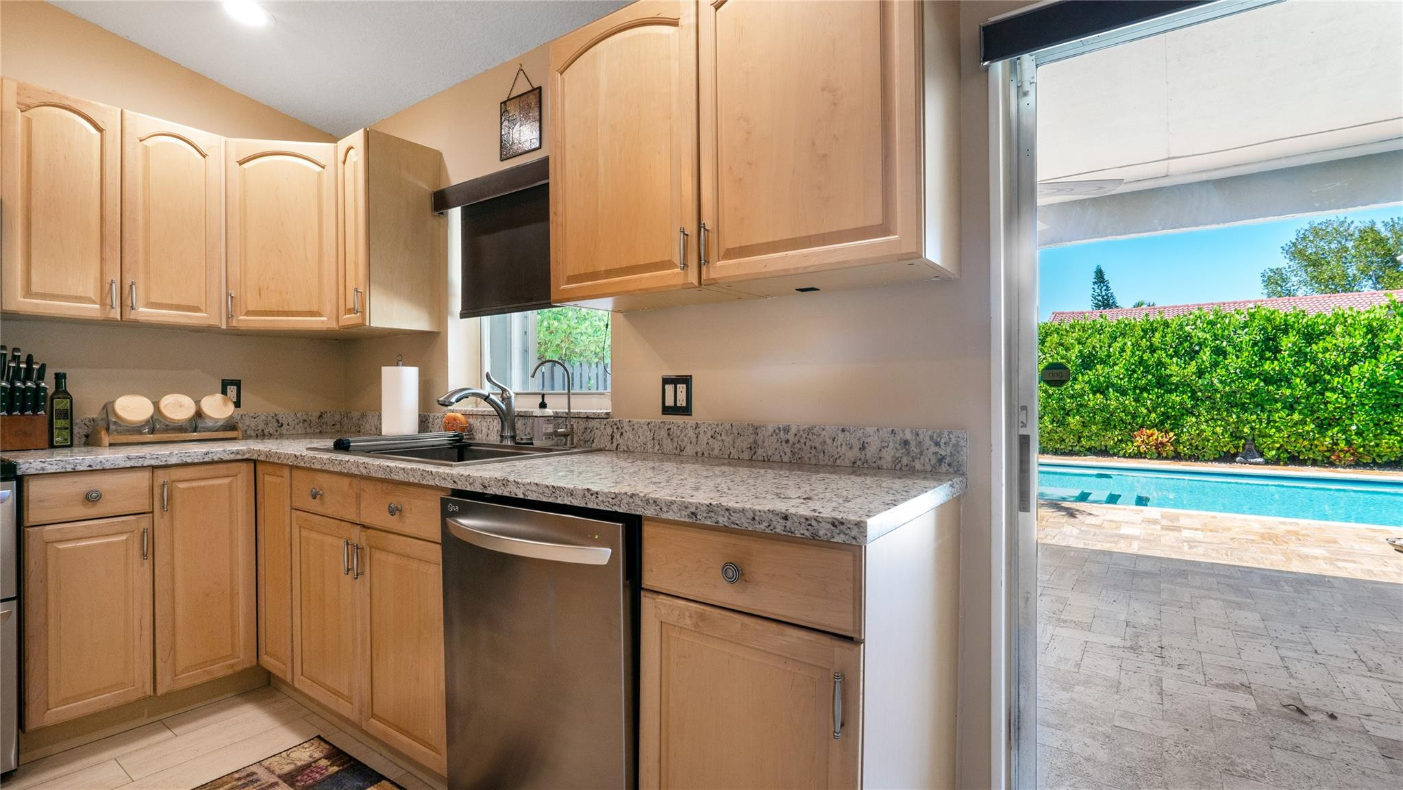 8955 NW 25th Court