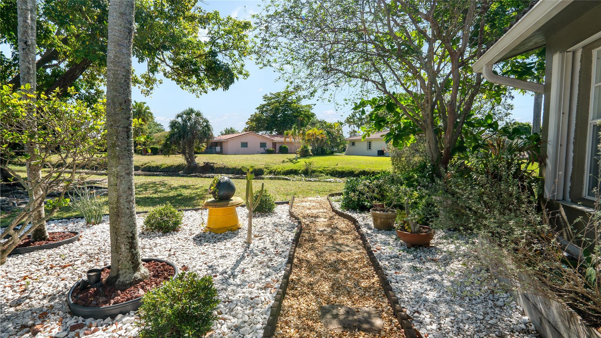 8955 NW 25th Court