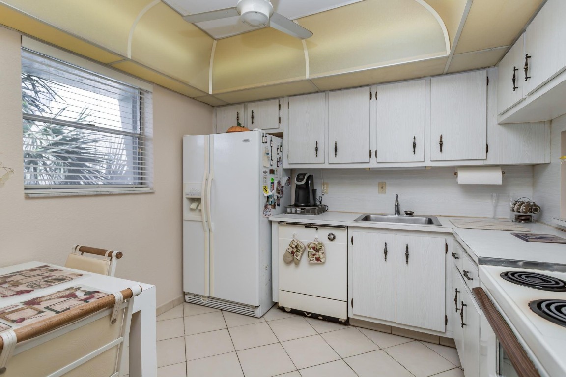 3160 HOLIDAY SPRINGS BL 7-312