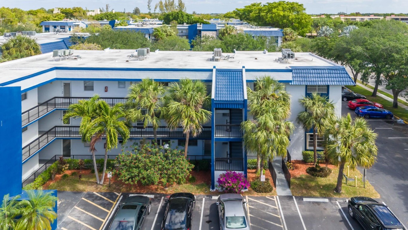 3160 HOLIDAY SPRINGS BL 7-312