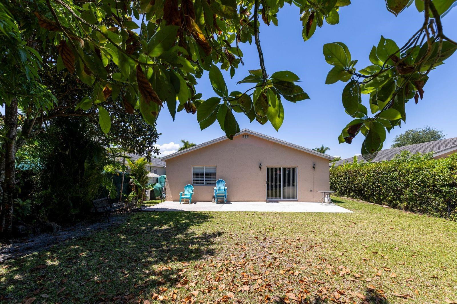 1218 SW 46th Ave