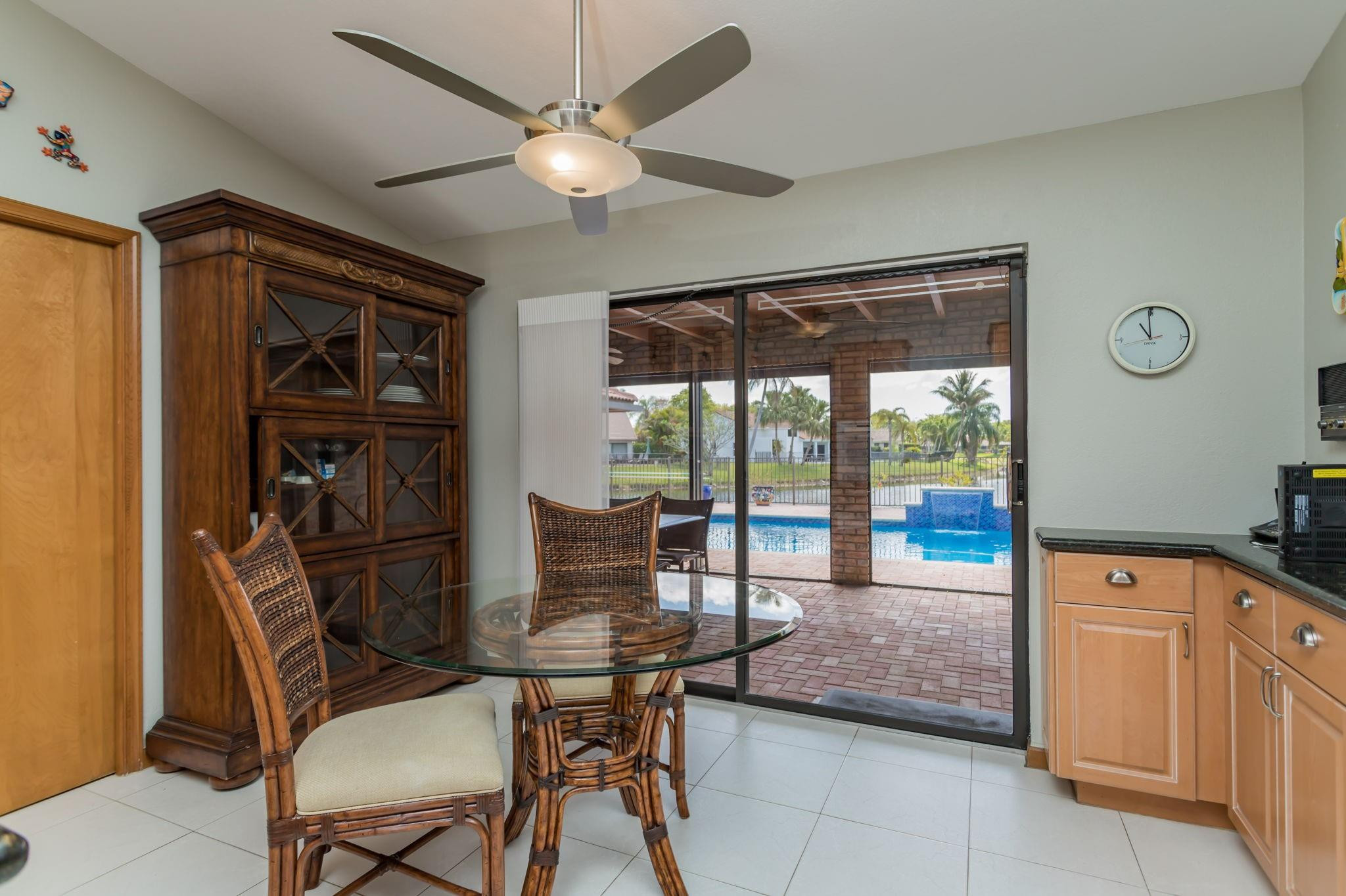 305 NW 111th Ave