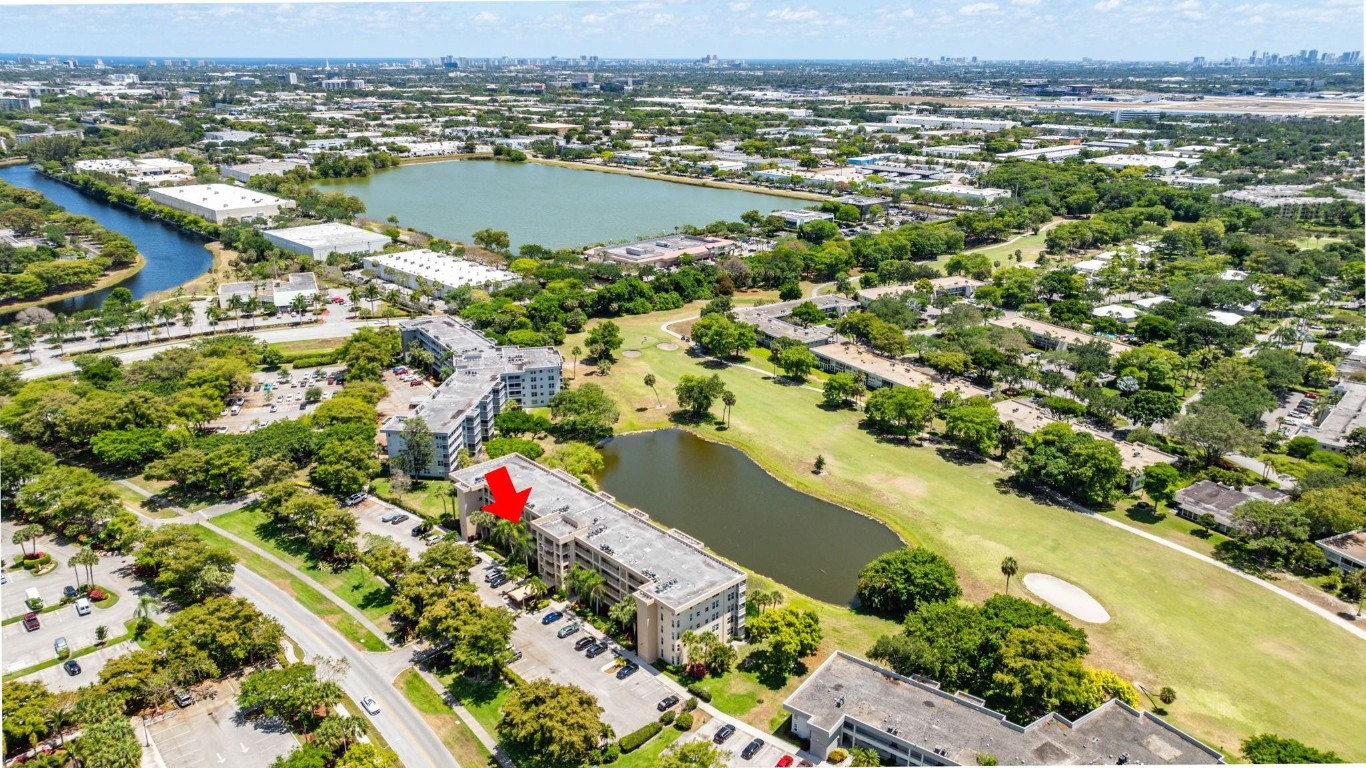 5618 Coral Lake Dr 206