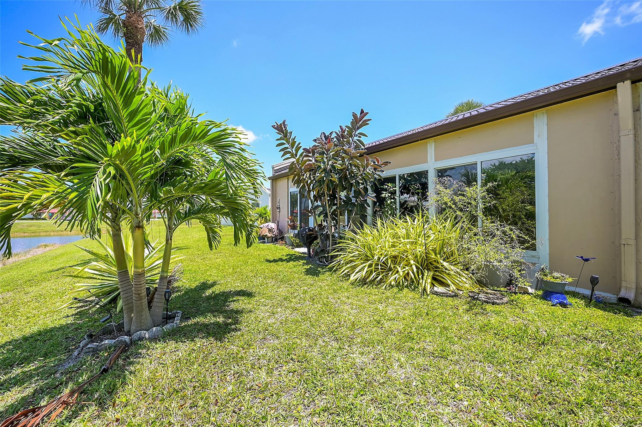 163 Lake Meryl Drive 163