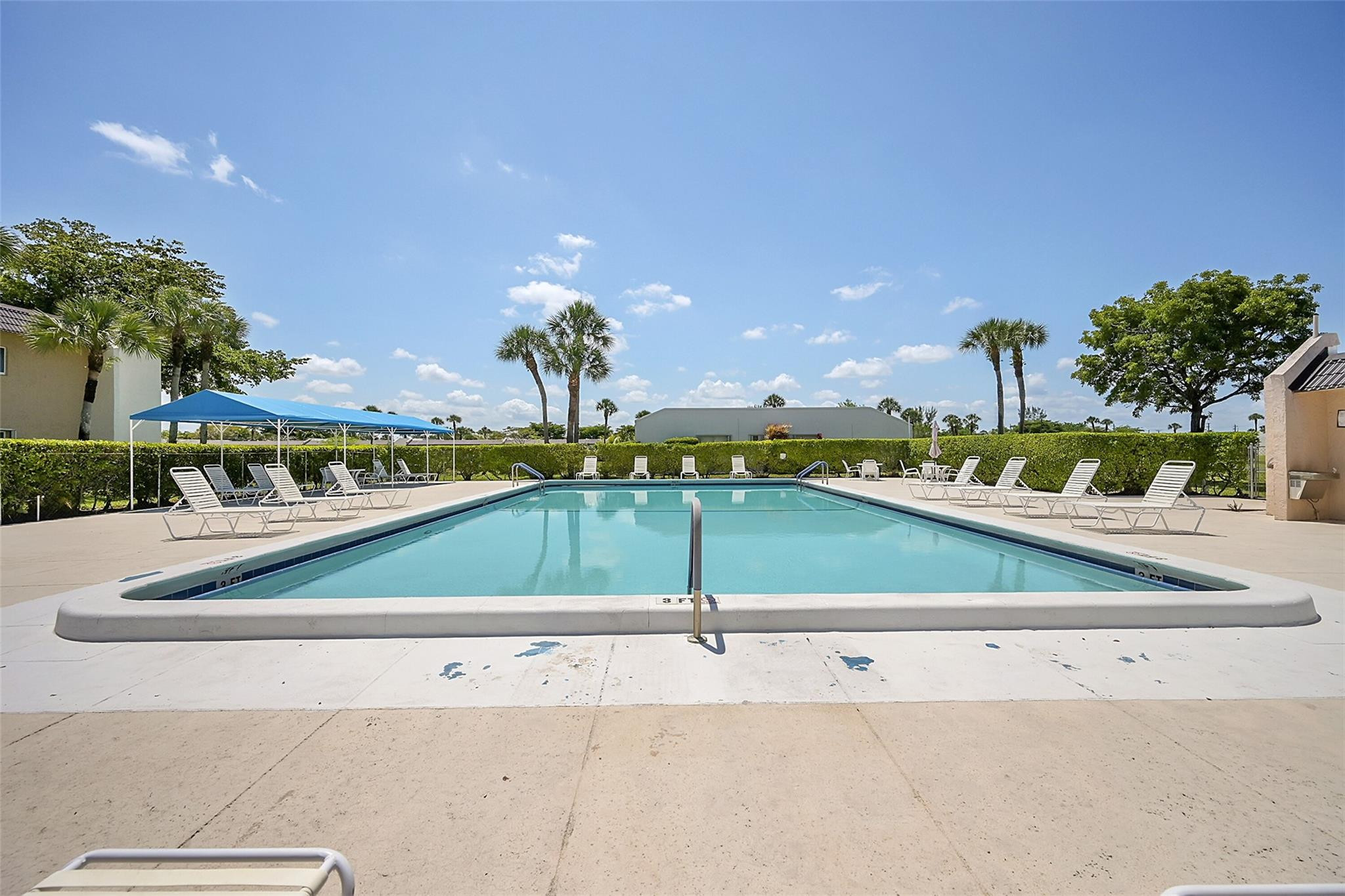 163 Lake Meryl Drive 163