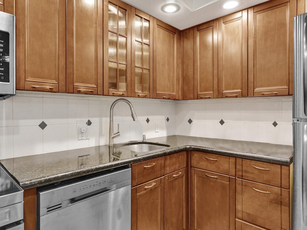 3625 N Country Club Dr 210