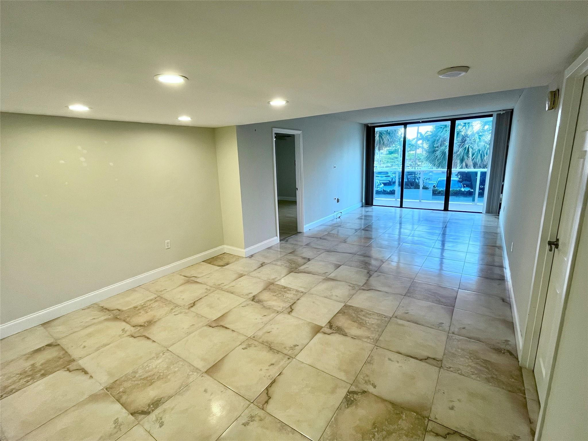 3625 N Country Club Dr 210