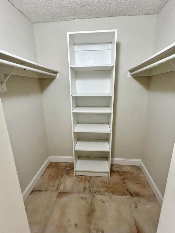 3625 N Country Club Dr 210